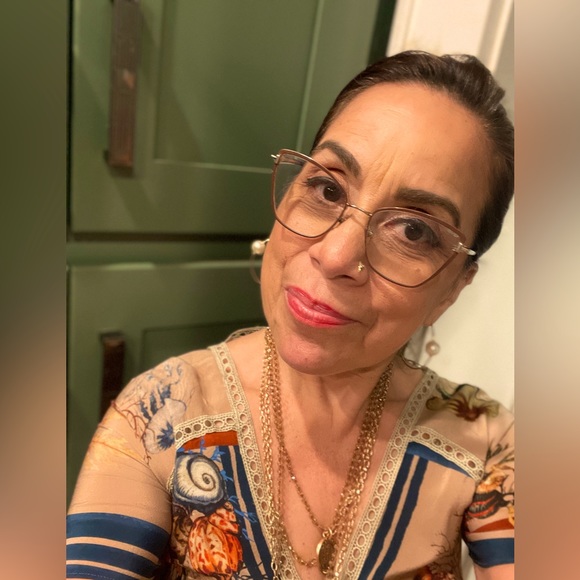 Meet your Posher, Eve - Picture 1 of 1